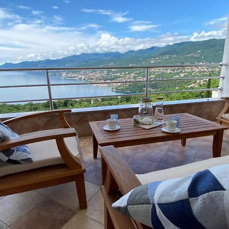 Dives Vista Apartment III Кастав Екстер'єр фото