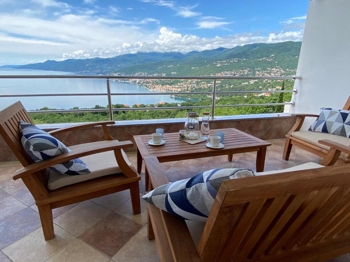 Dives Vista Apartment III Кастав Екстер'єр фото